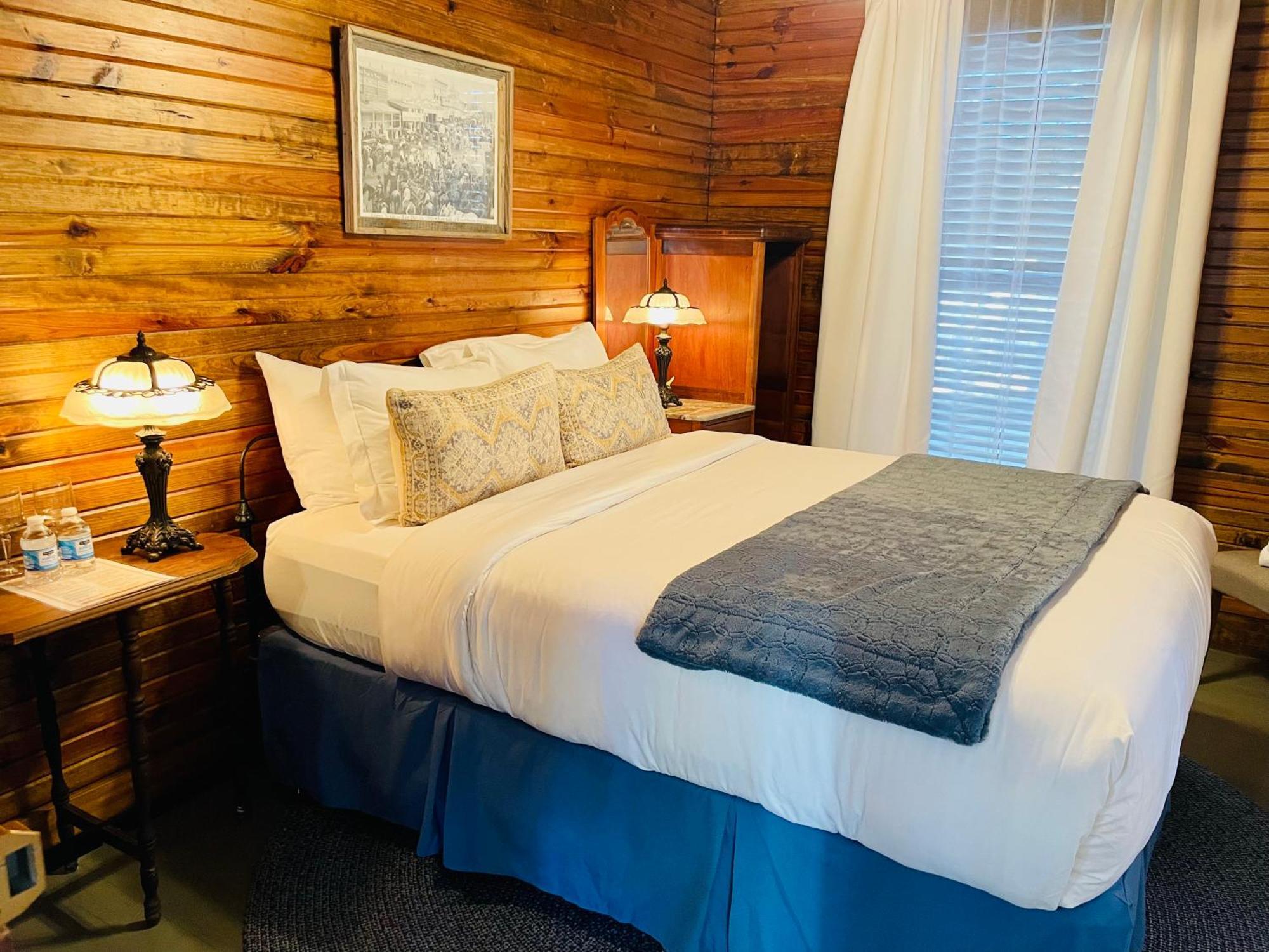 Dabbs Hotel Llano Eksteriør billede